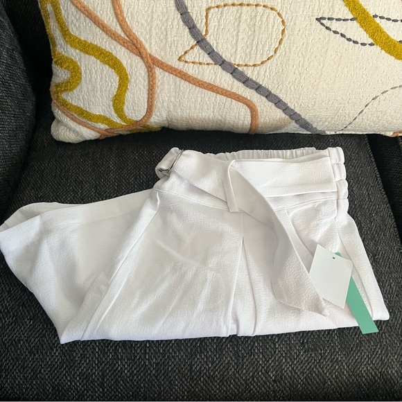 NWT Nordstrom Abound white belted pleat high waisted shorts Large - Picture 7 of 10